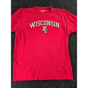 Signature Concepts Wisconsin Badgers Red Embroidered Bucky Badger T-Shirt Mens L